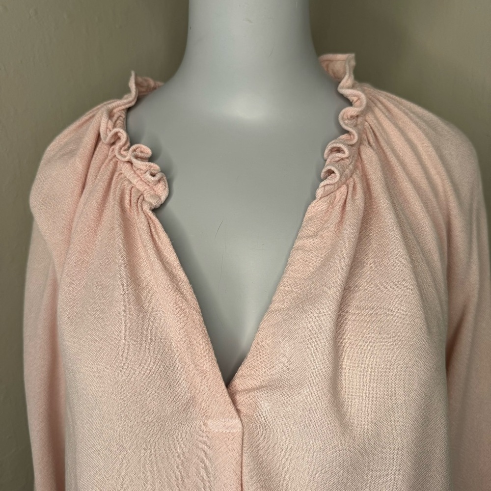 XIRENA Camila Crepe Top Rosefinch Pale Pink V-Neck Long Sleeve Loose Fit Size SM - Picture 5 of 16